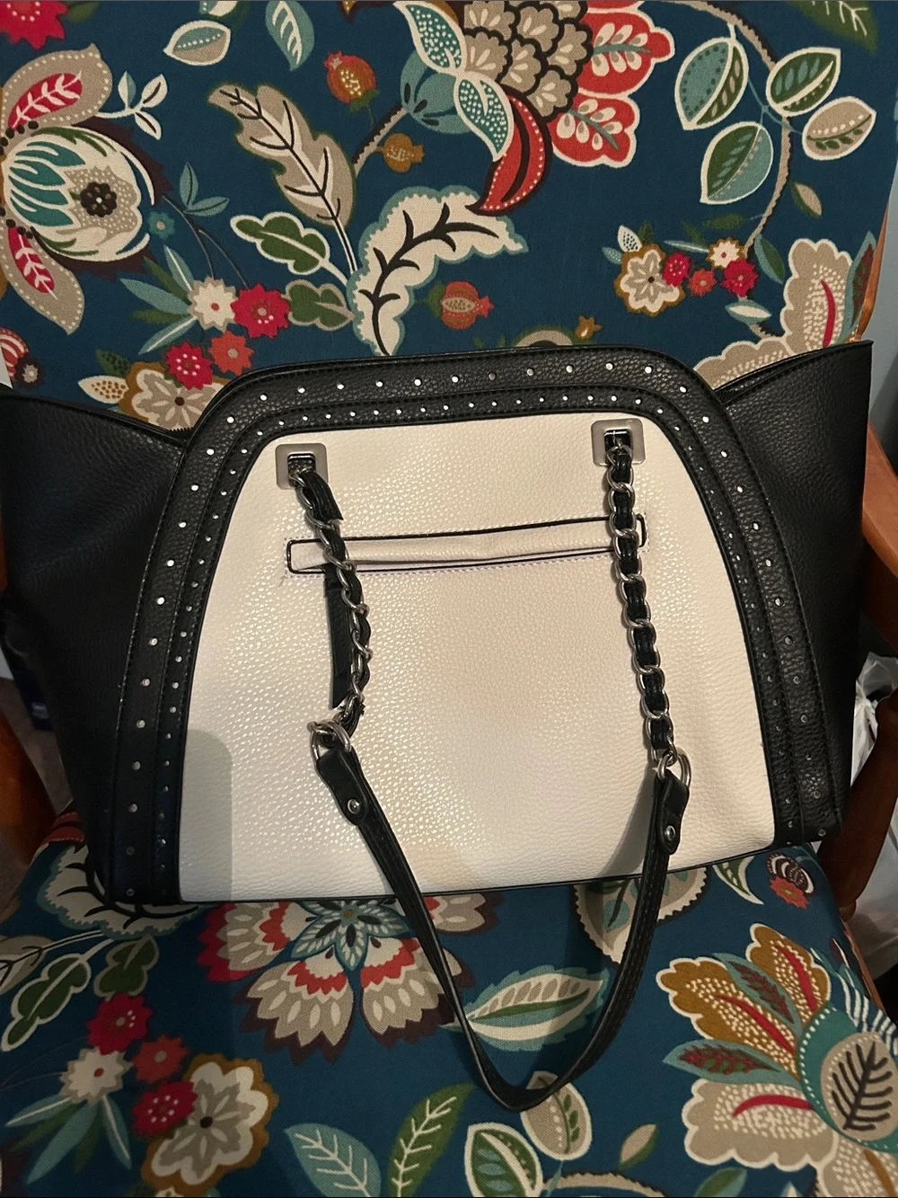 Jessica Simpson Black & White Chain-Handle Tote Bag - Stylish Women's Handbag